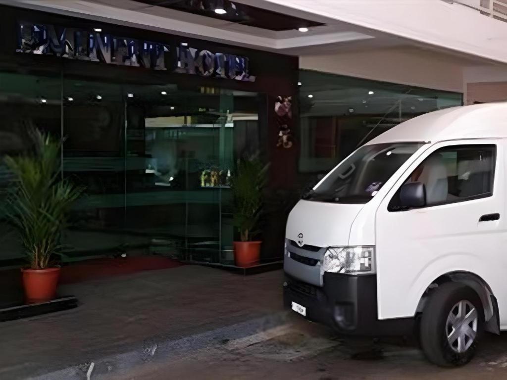 Eminent Hotel Kota Kinabalu Exterior foto
