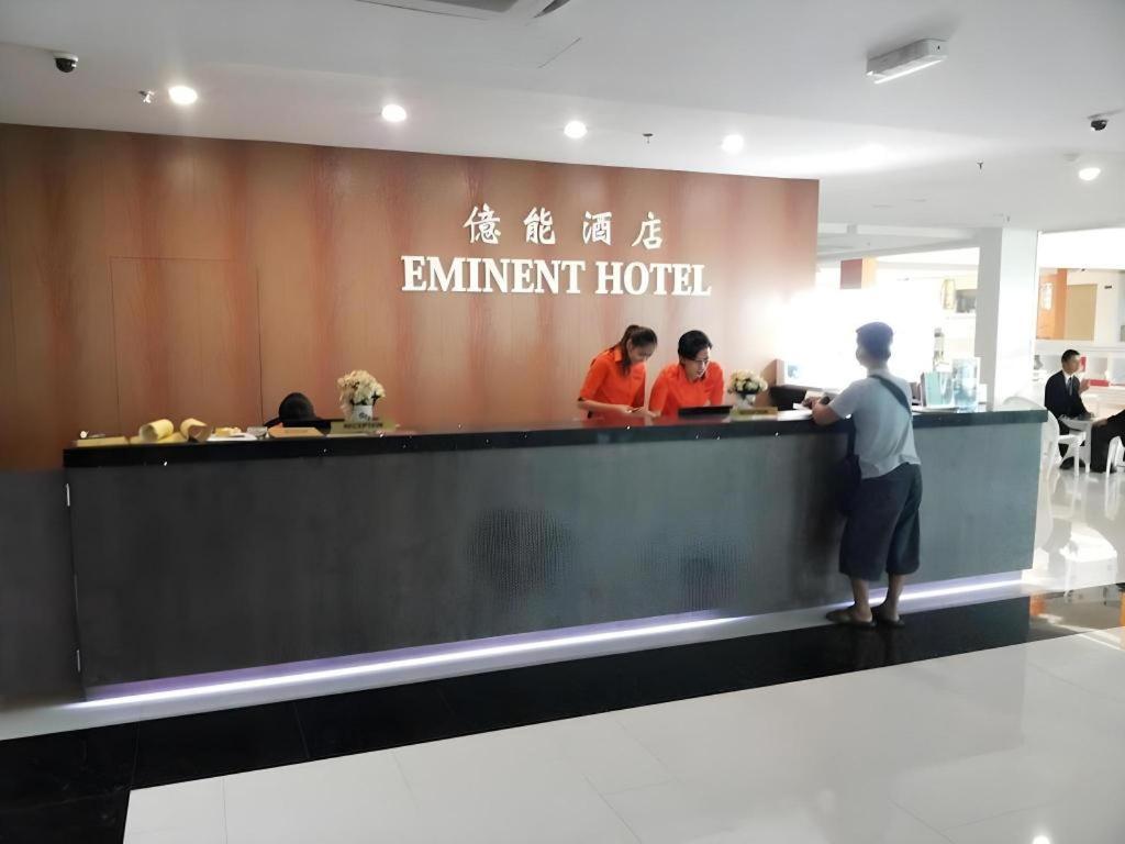 Eminent Hotel Kota Kinabalu Exterior foto